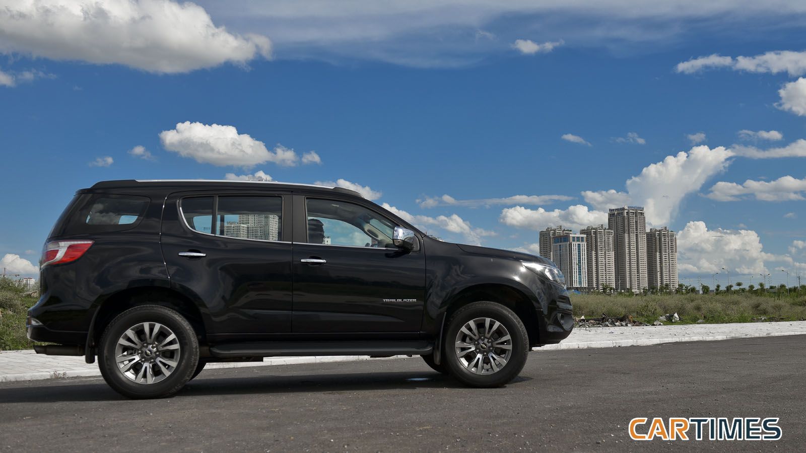 Thiết kế bên hông xe Chevrolet Trailblazer 2018