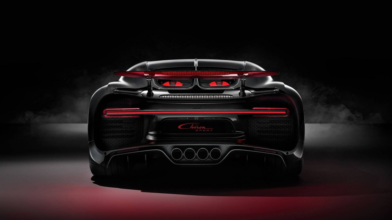 Bugatti Chiron Divo có giá lên tới gần 6 triệu USD trong khi phiên bản Chiron Sport tiêu chuẩn là 3,1 triệu USD