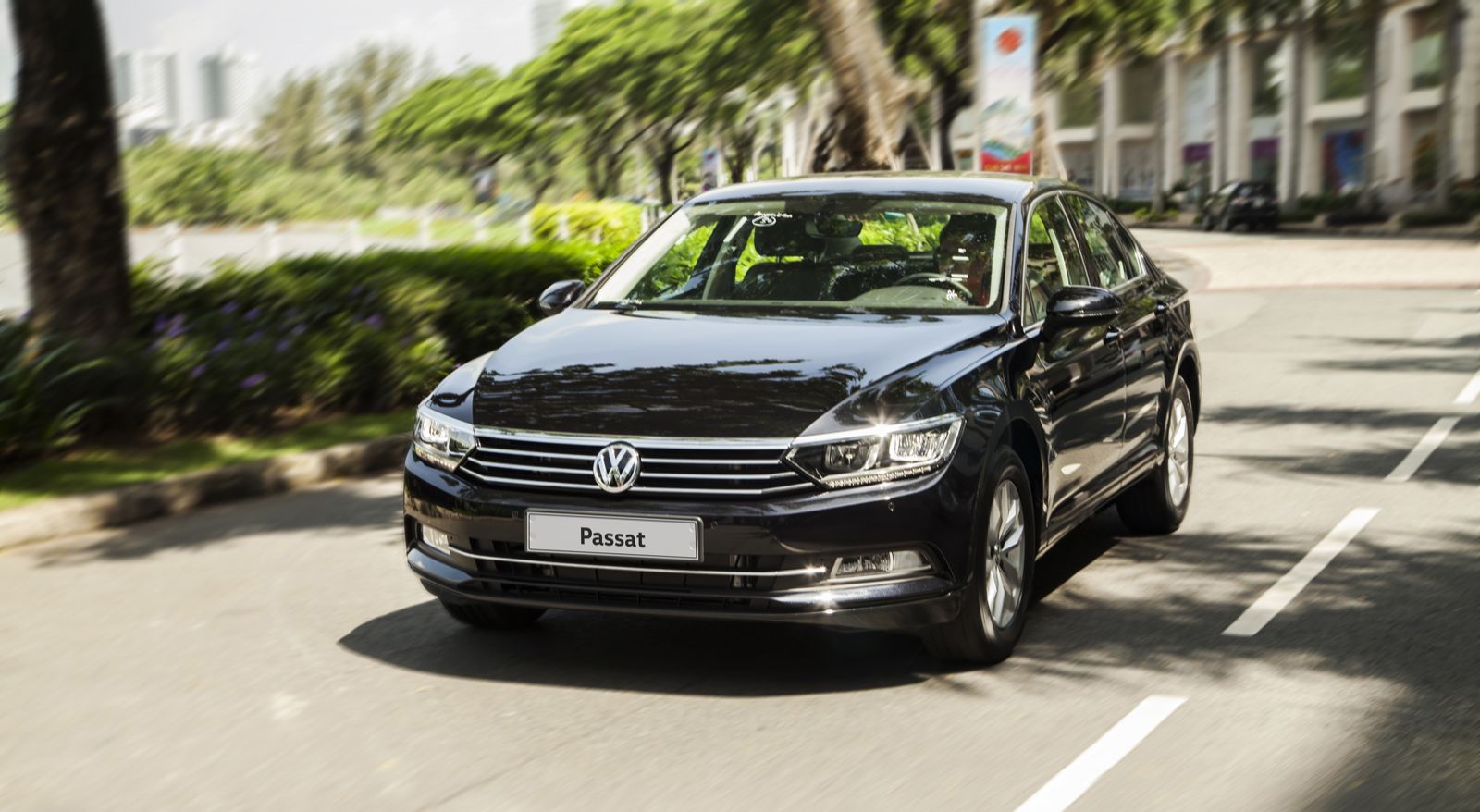 Vận hành Volkswagen Passat BlueMotion COMFORT