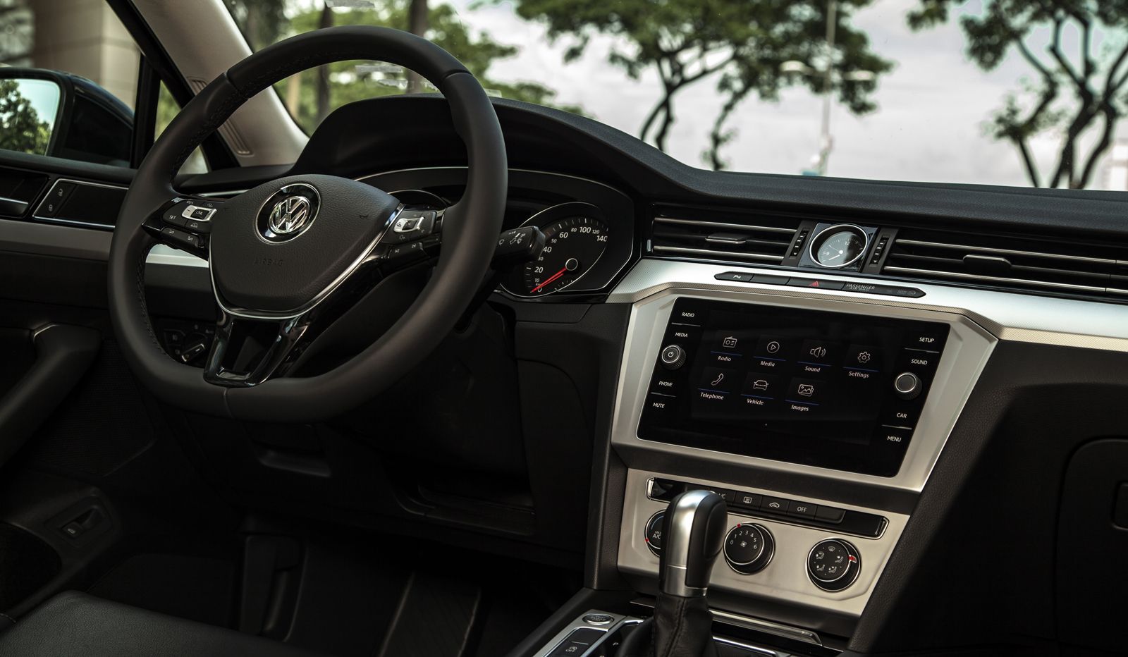 Vô lăng Volkswagen Passat BlueMotion COMFORT