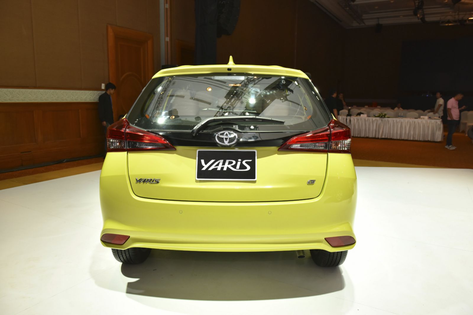 Phía sau xe Toyota Yaris 2018