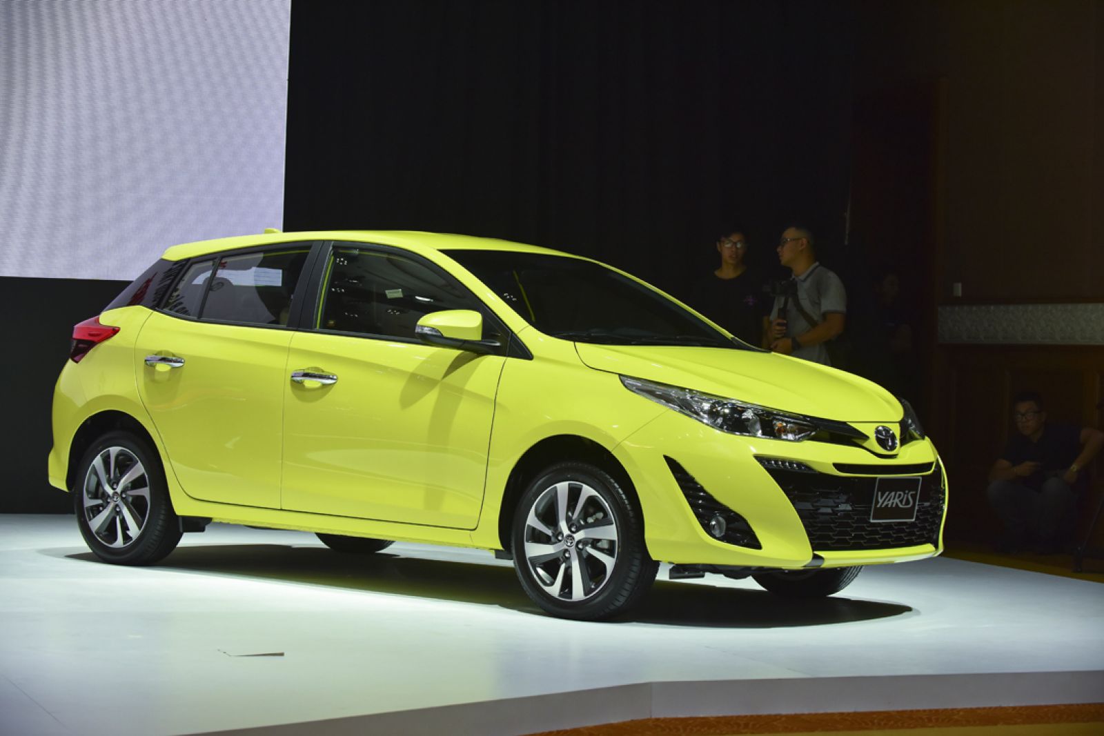 Xe Toyota Yaris 2018