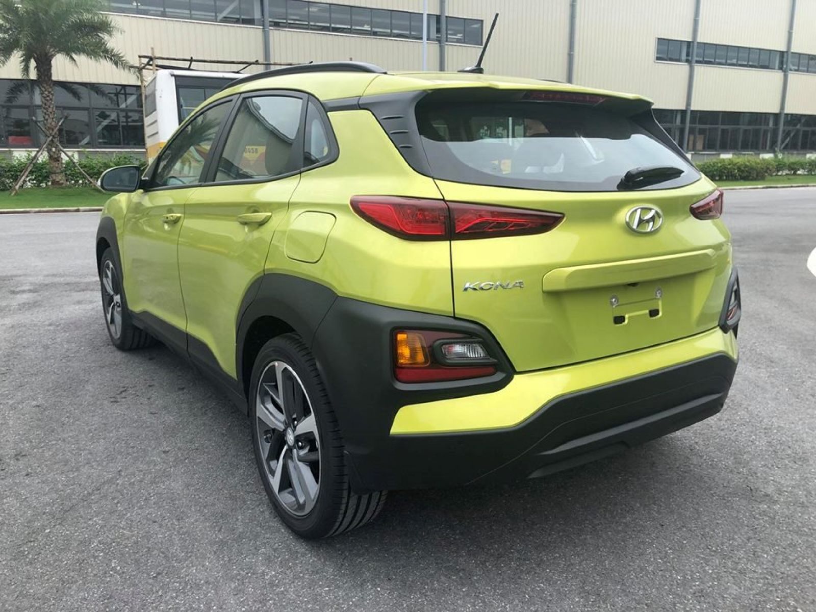 Thiết kế phía sau xe Hyundai Kona