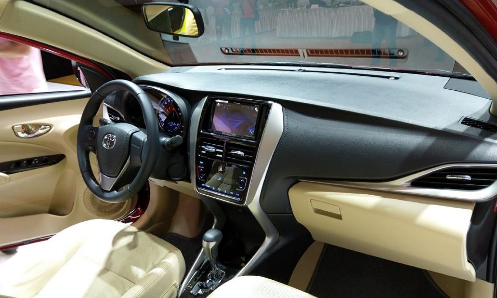 Nội thất của Toyota Vios 2018 không có gì nổi bật so với thế hệ trước