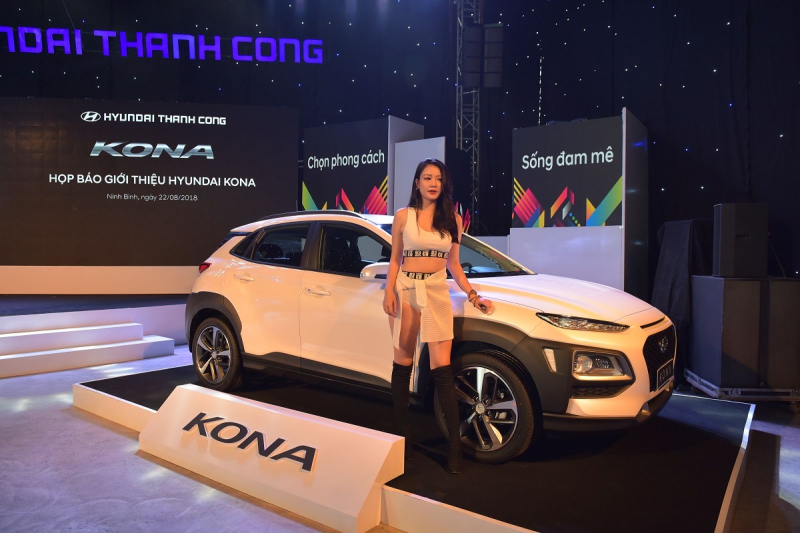 Xe có 3 phiên bản bao gồm 2.0, 2.0 đặc biệt và 1.6 Turbo