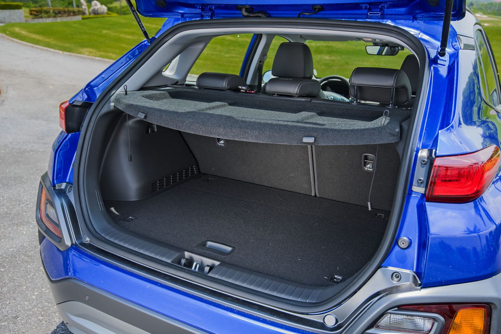 Cốp sau xe Hyundai Kona