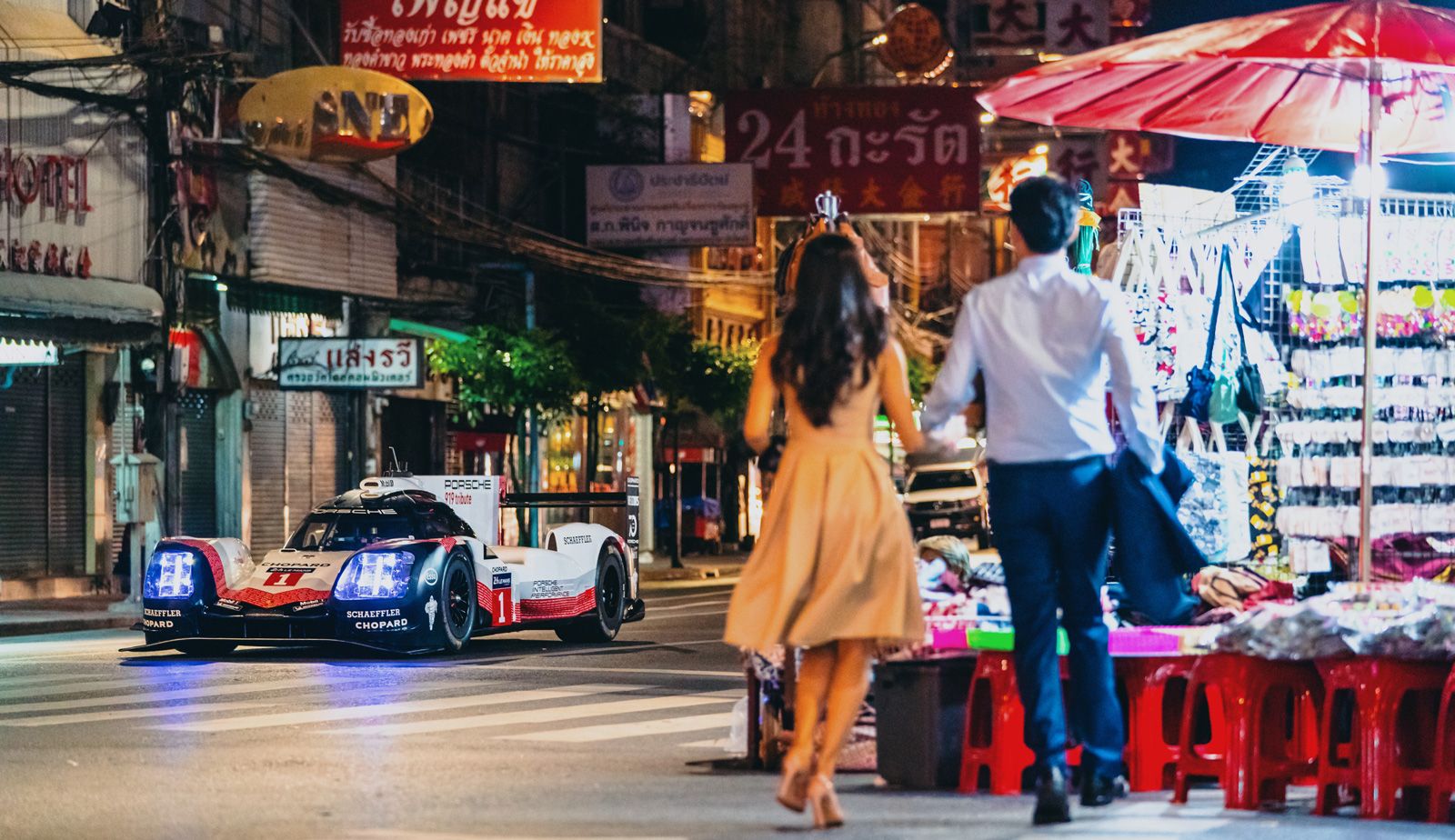 Sự giao thoa đầy cuốn hút của Bangkok về đêm