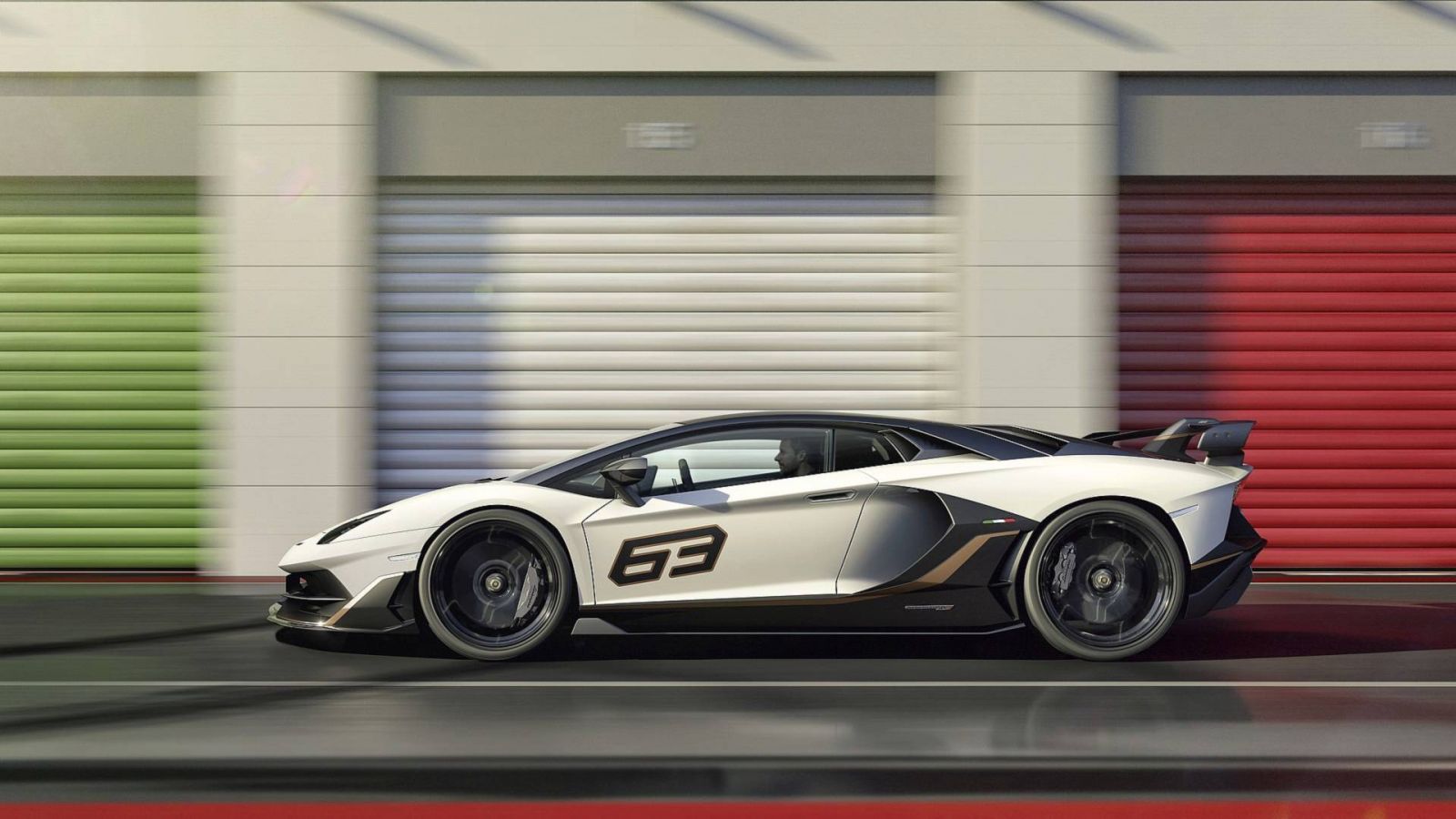 Thiết kế bên hông xe Lamborghini Aventador SVJ