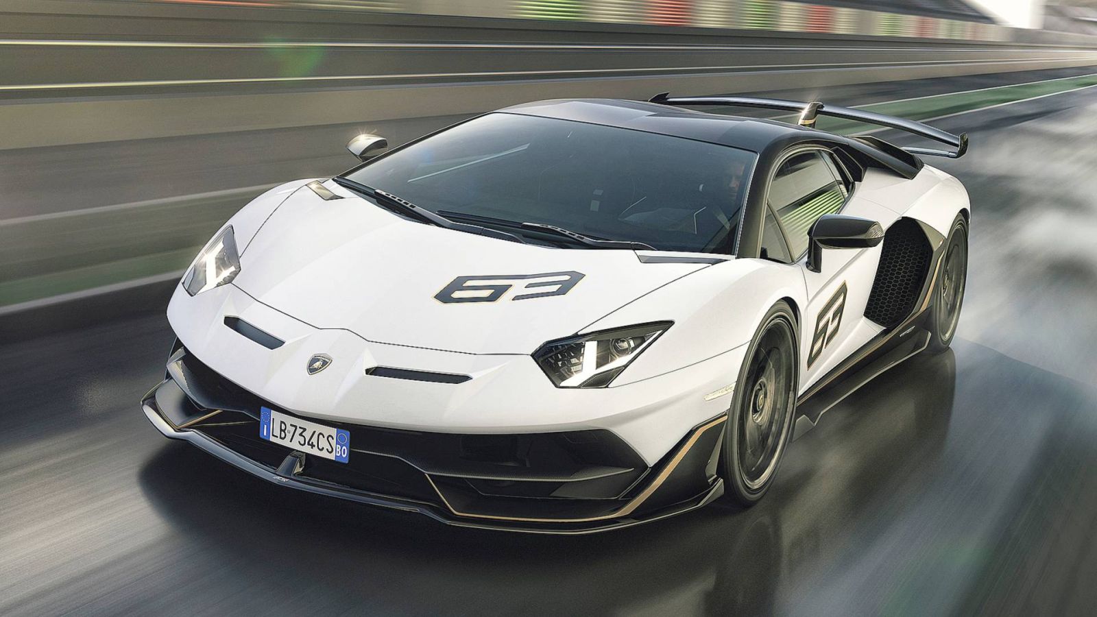 Sẽ chỉ có 63 phiên bản Aventador SVJ kỉ niệm đặc biệt