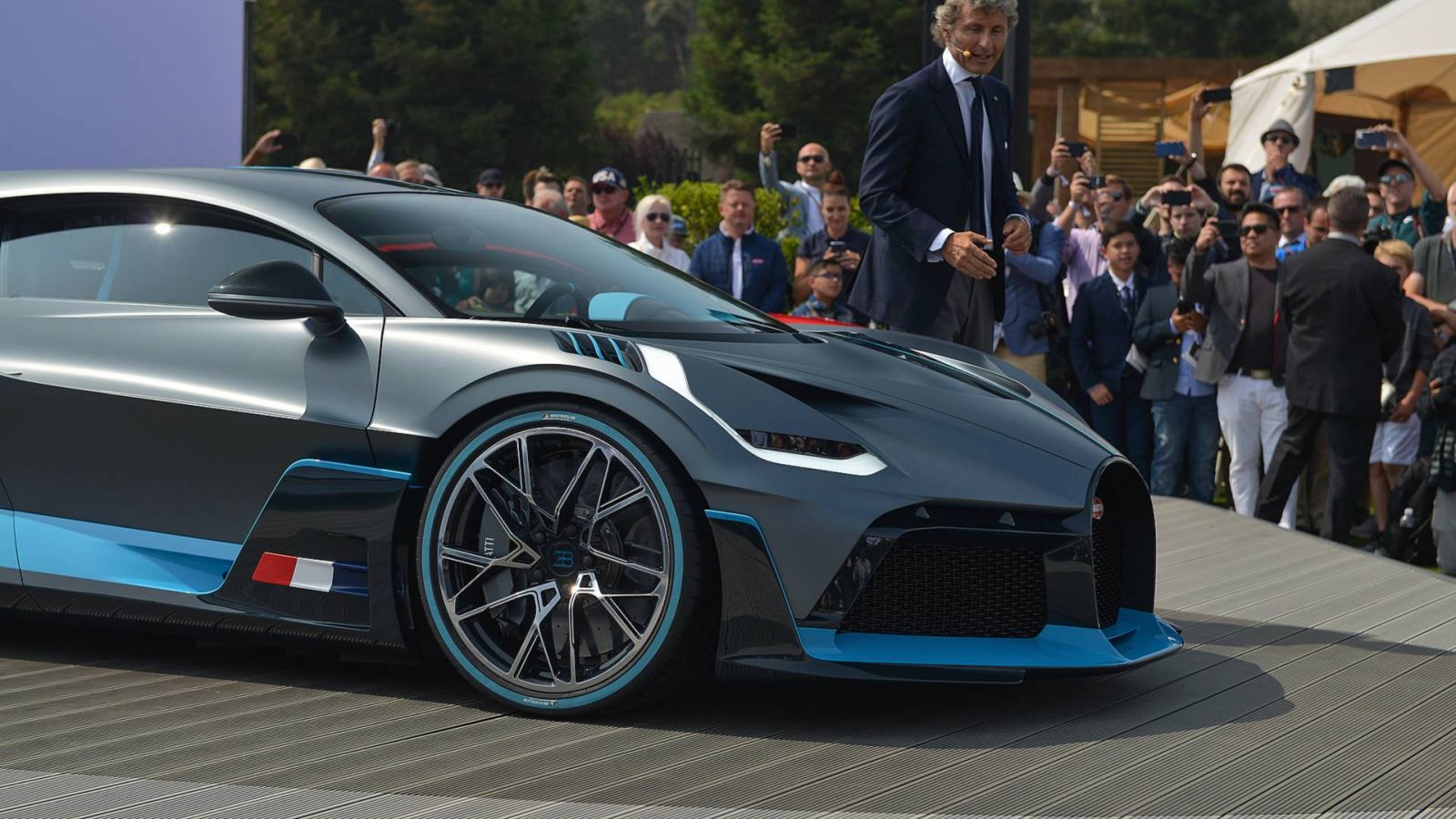 Thiết kế đầu xe Bugatti Divo