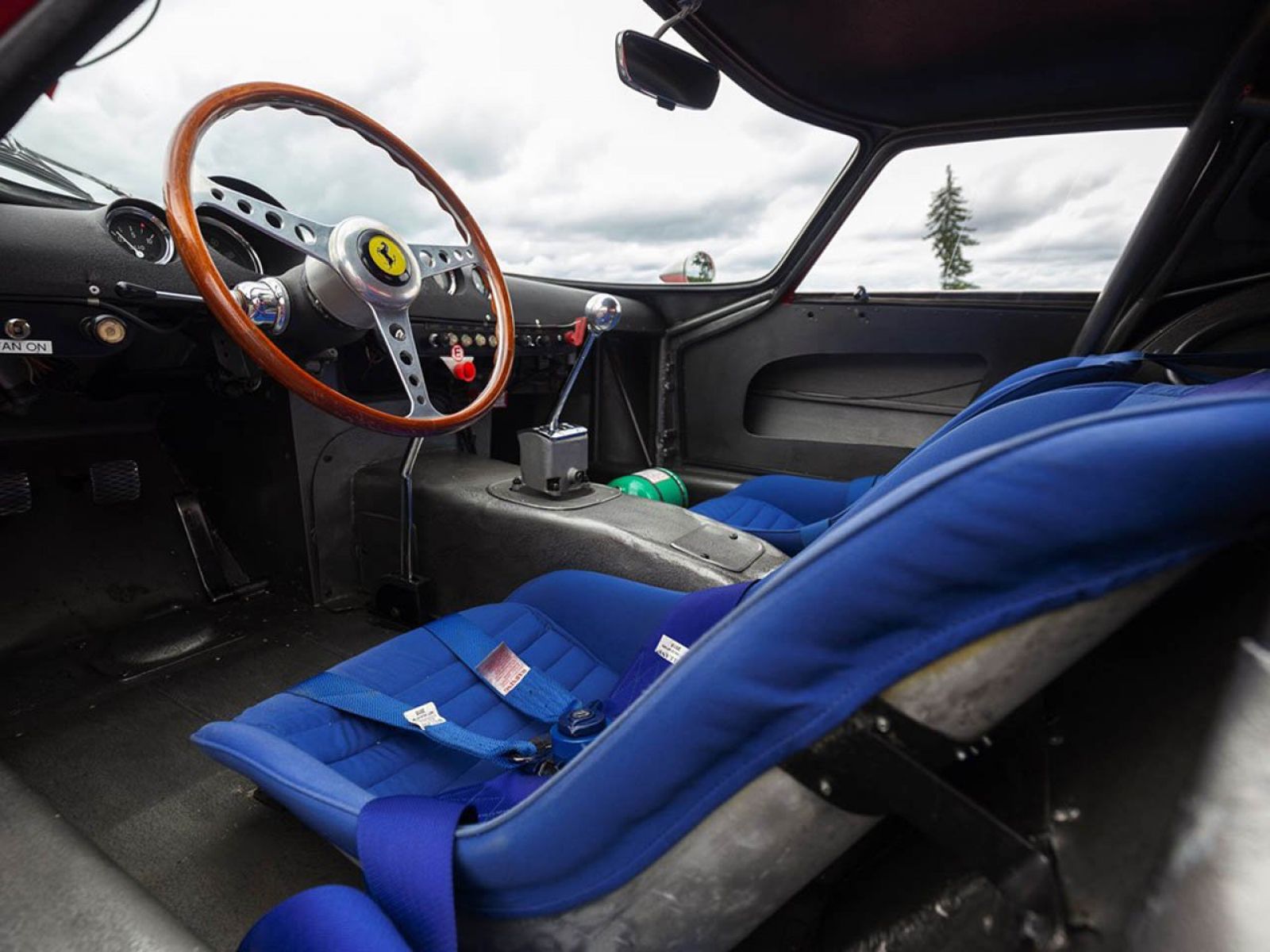 Thiết kế cabin xe Ferrari 250 GTO 1962