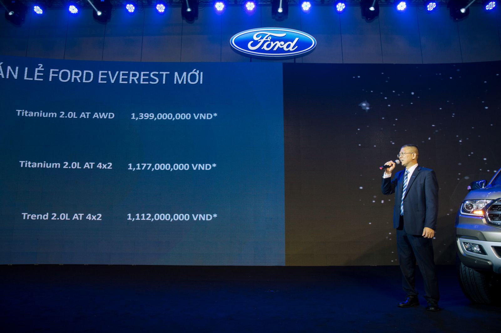 Giá bán của 3 phiên bản Ford Everest 2018