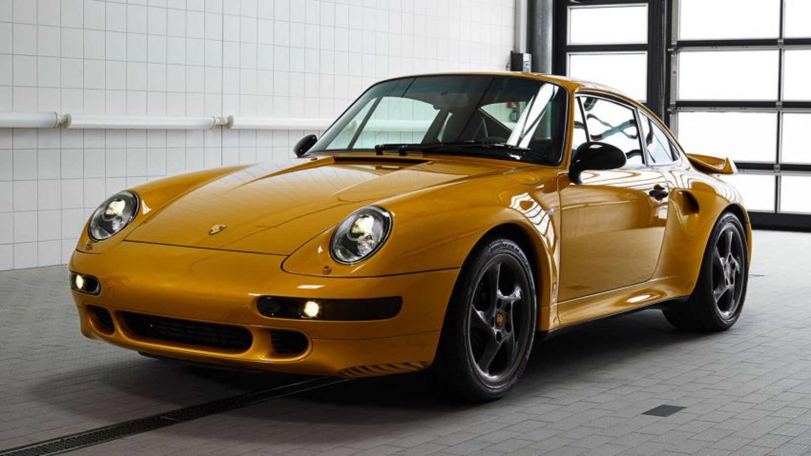 Sẽ chỉ có 1 chiếc Porsche 911 Project Gold được sản xuất