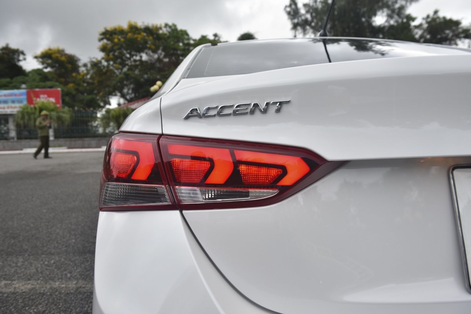 Đèn hậu xe Hyundai Accent 2018