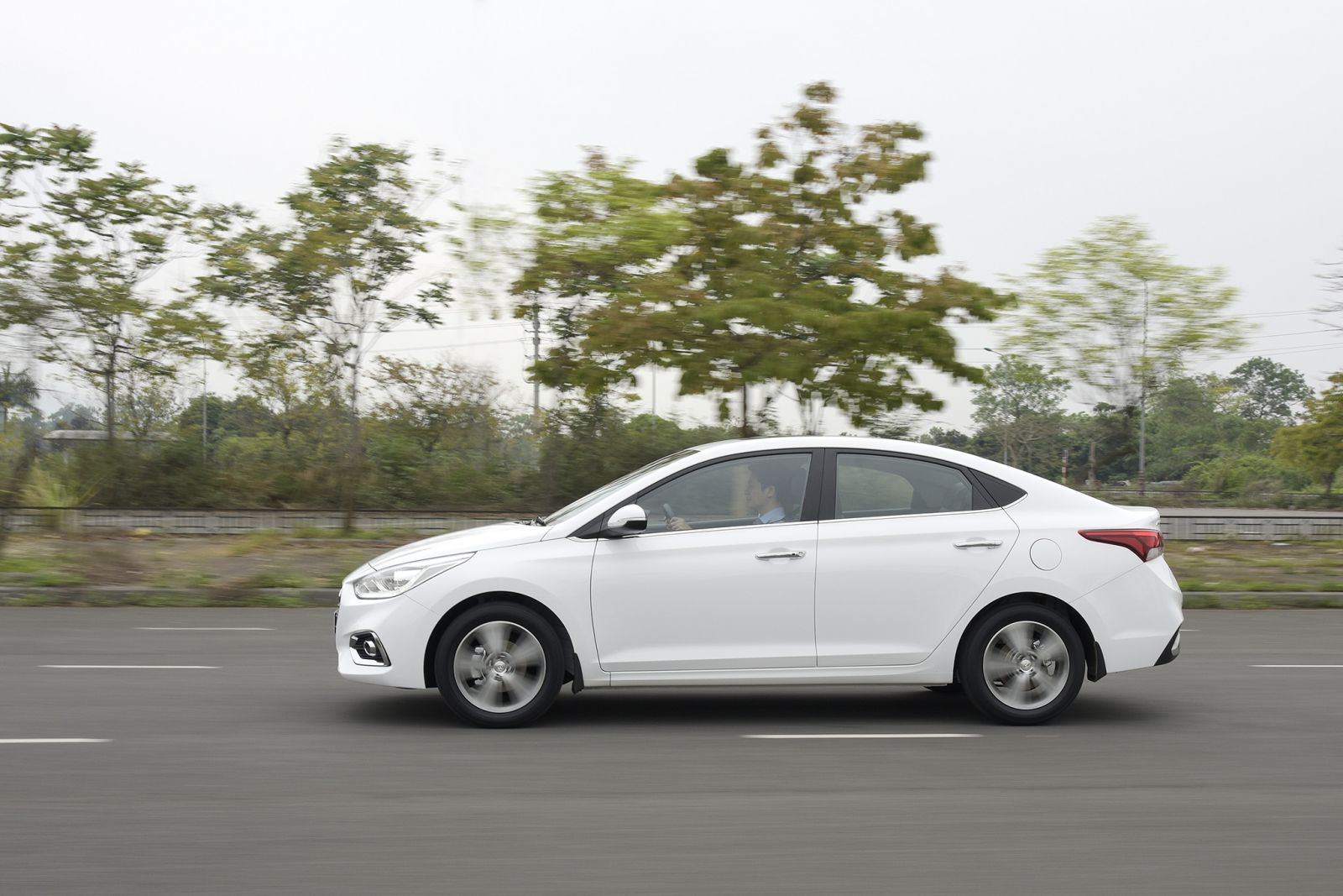 Hyundai Accent có doanh số hơn 1.300 xe trong tháng 9/2018