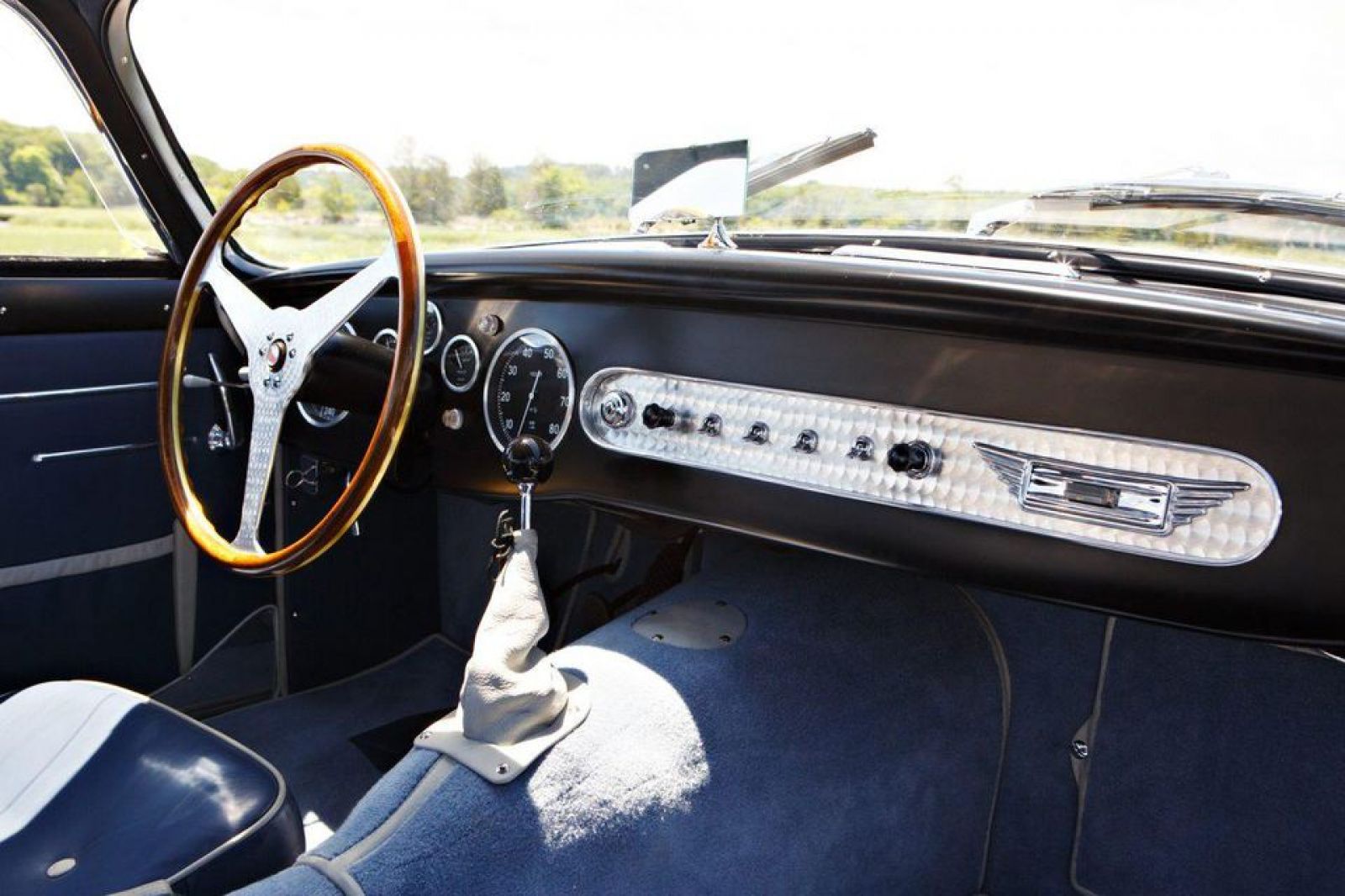 Thiết kế nội thất xe Maserati A6G/54