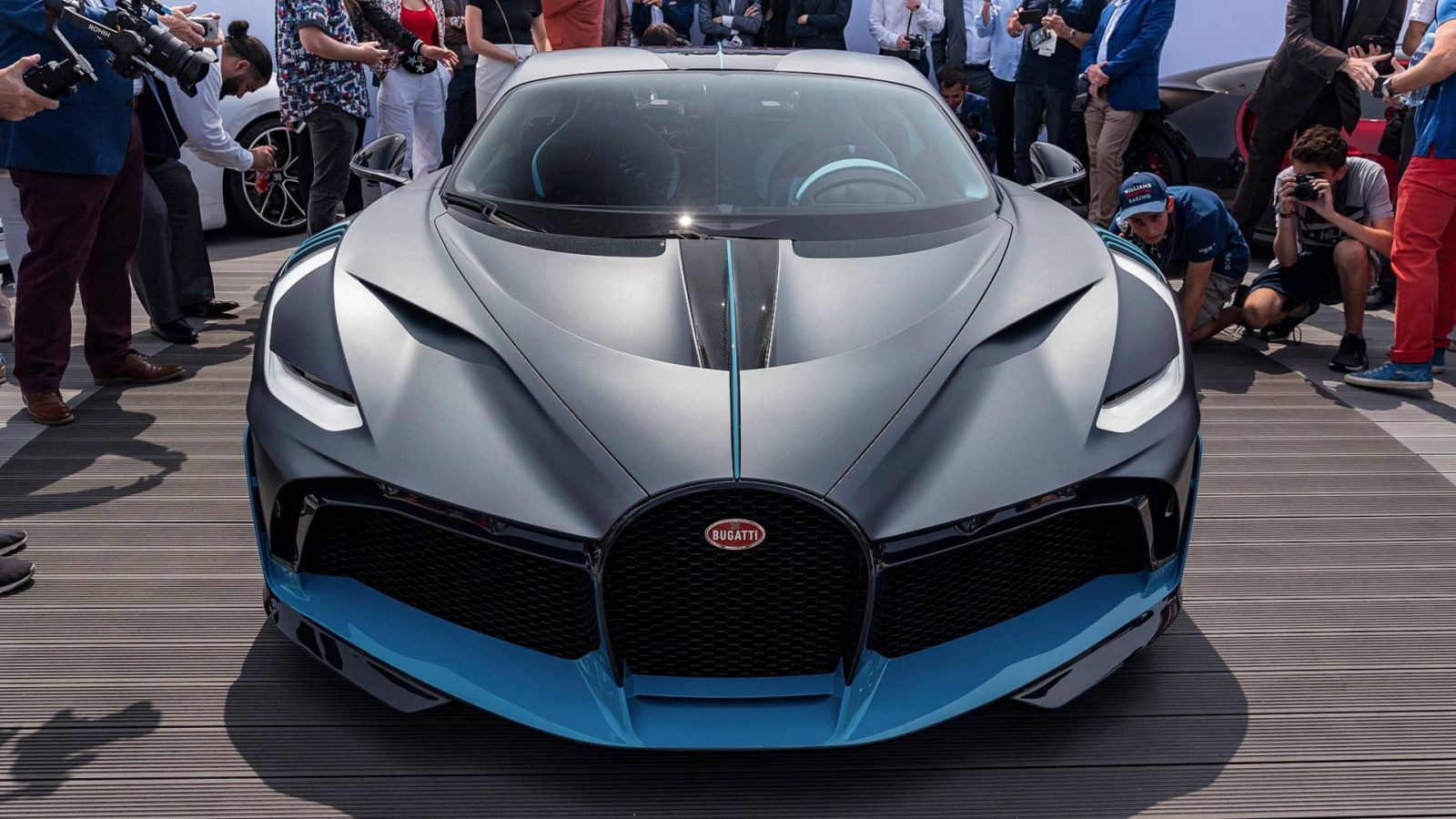 Thiết kế Bugatti Divo hoàn toàn mới so với các mẫu xe trước đây của Bugatti