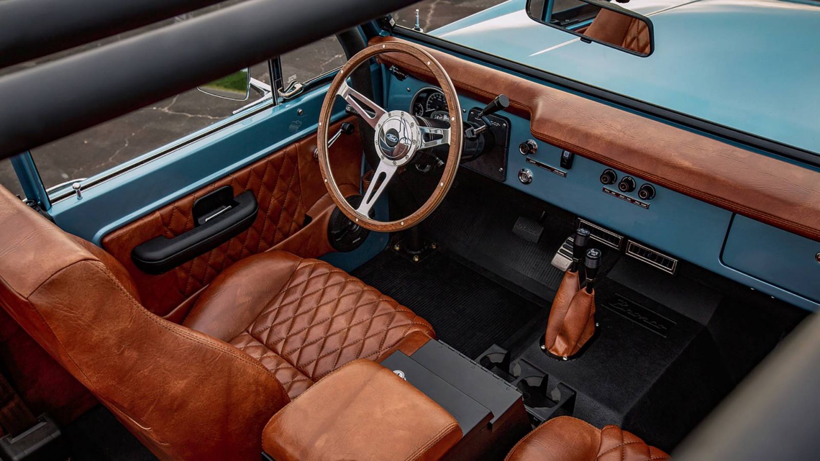 Thiết kế nội thất xe Ford Bronco 1973