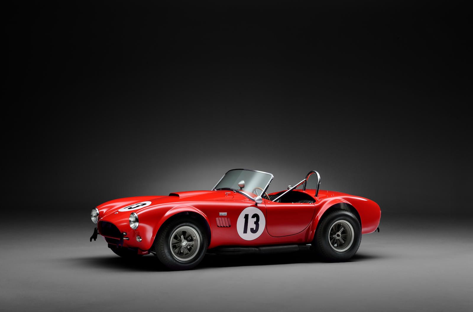 Shelby Cobra 289ci 1964 có giá lên tới 1,76 triệu USD