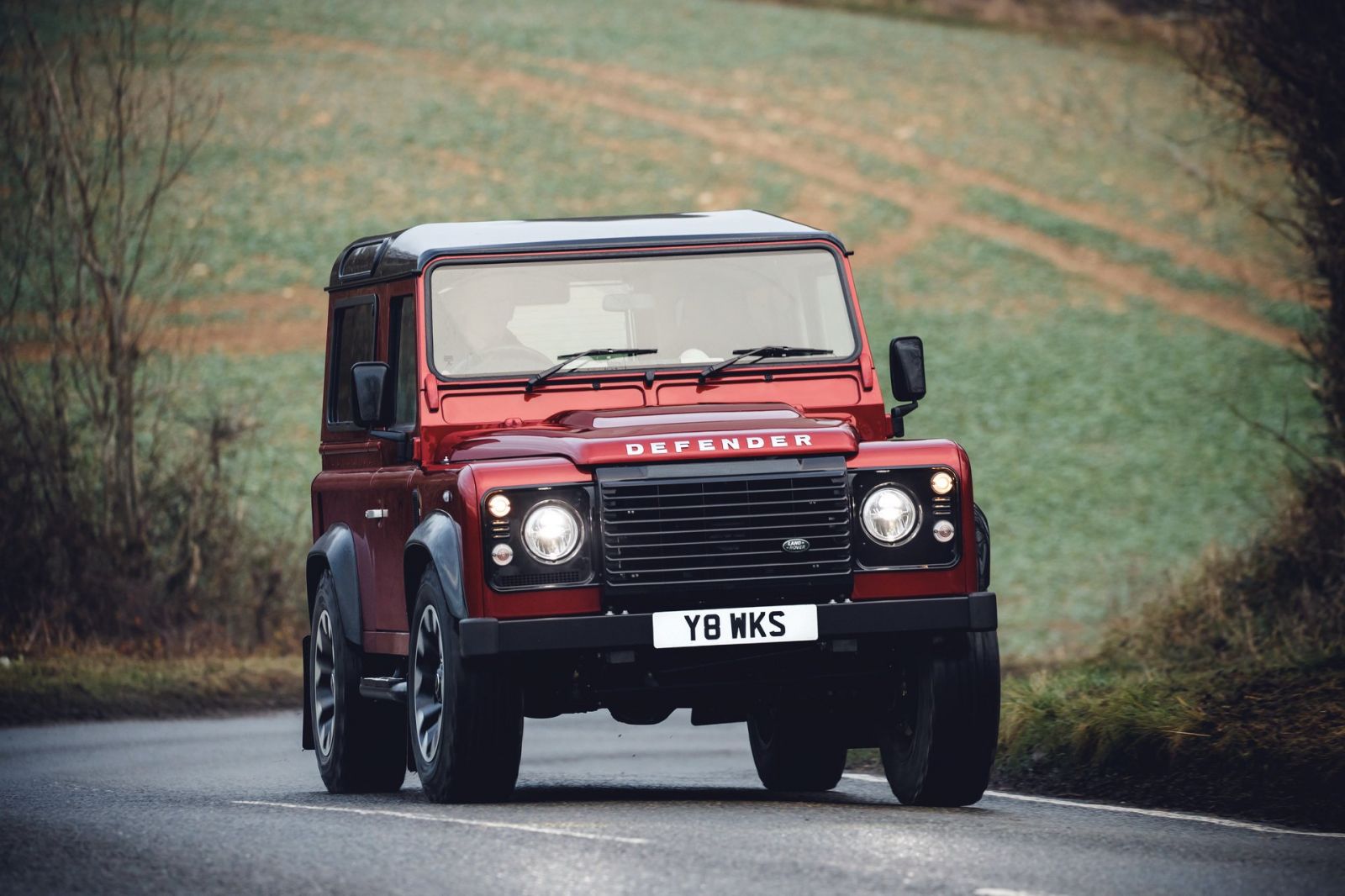 Mẫu xe SUV huyền thoại Land Rover Defender sắp trở lại với thiết kế bên ngoài giữ nguyên