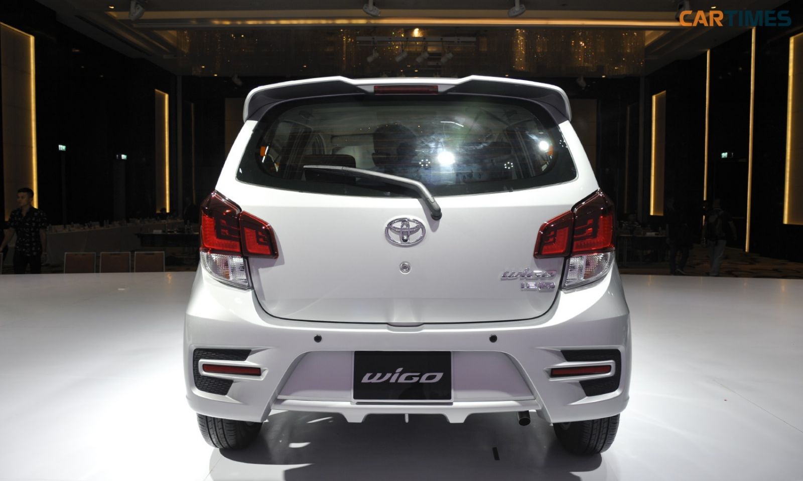 Thiết kế đuôi xe Toyota Wigo góc cạnh và thể thao