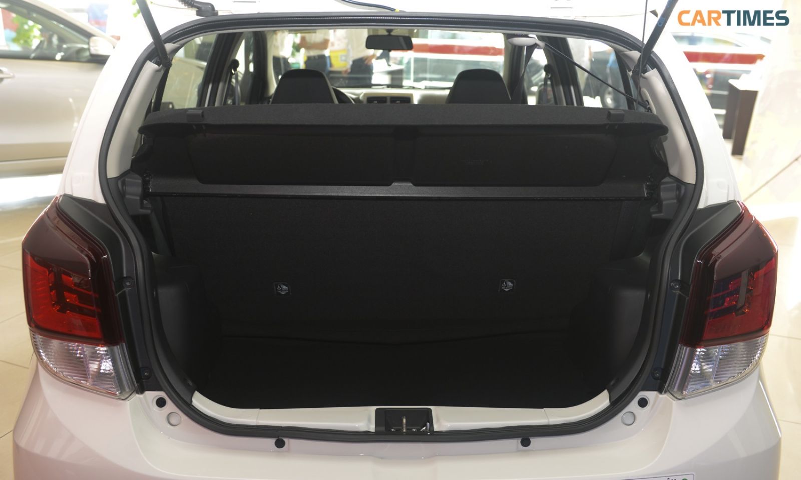 Thiết kế cốp sau Toyota Wigo