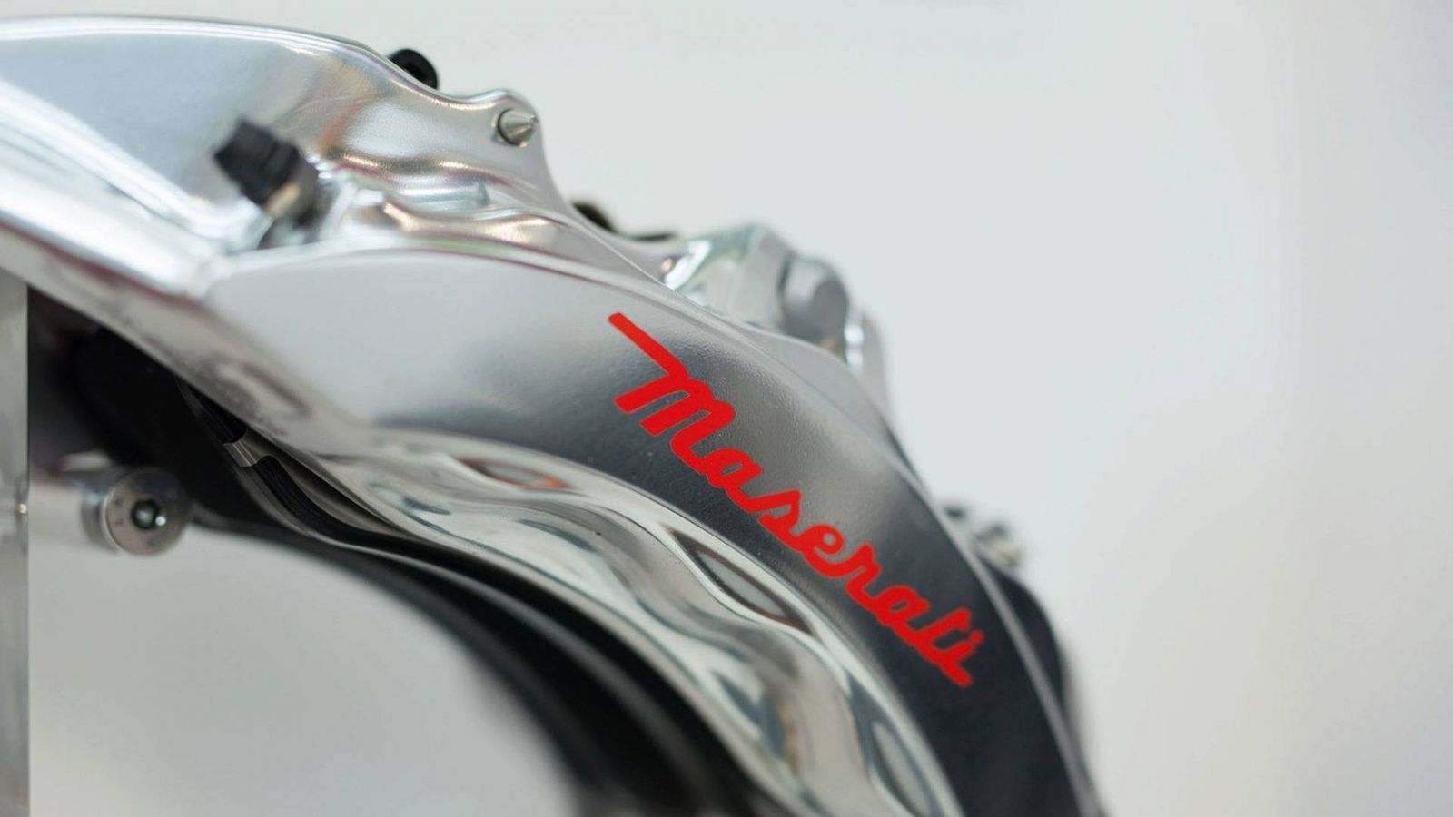 Nẹp phanh của siêu xe Maserati