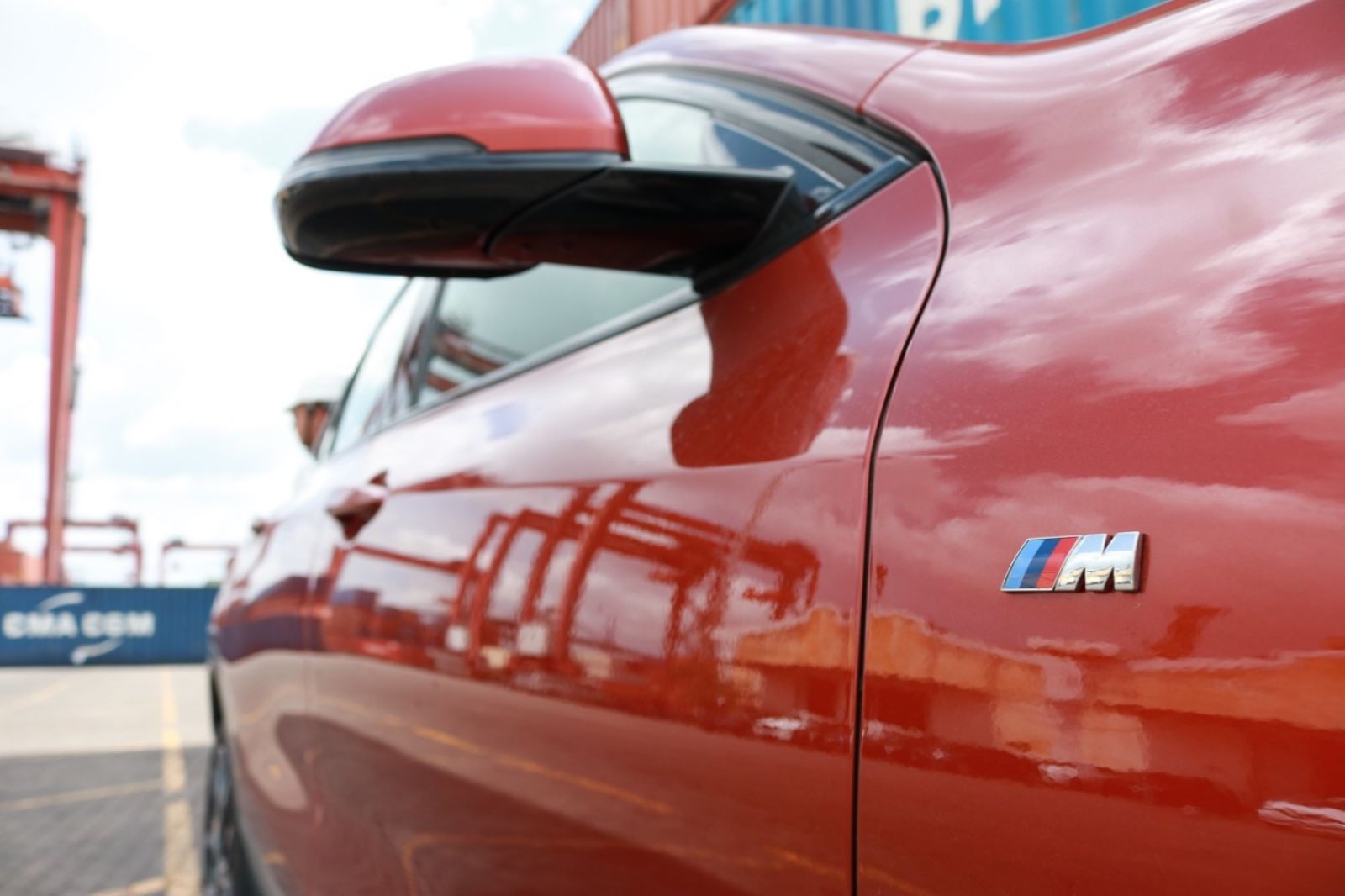 Thiết kế bên hông xe BMW X2