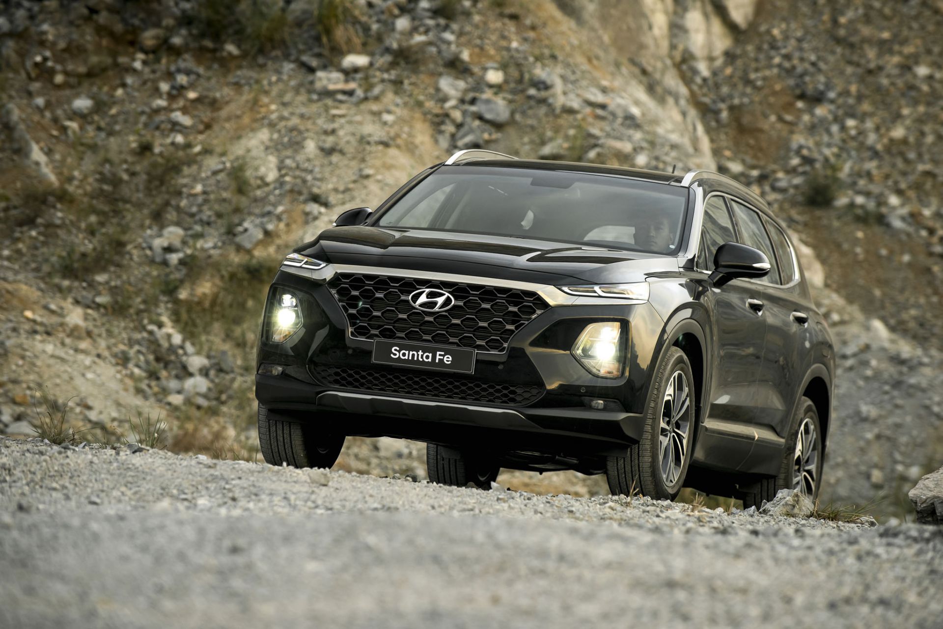 Thiết kế đầu xe Hyundai Santa Fe 2019