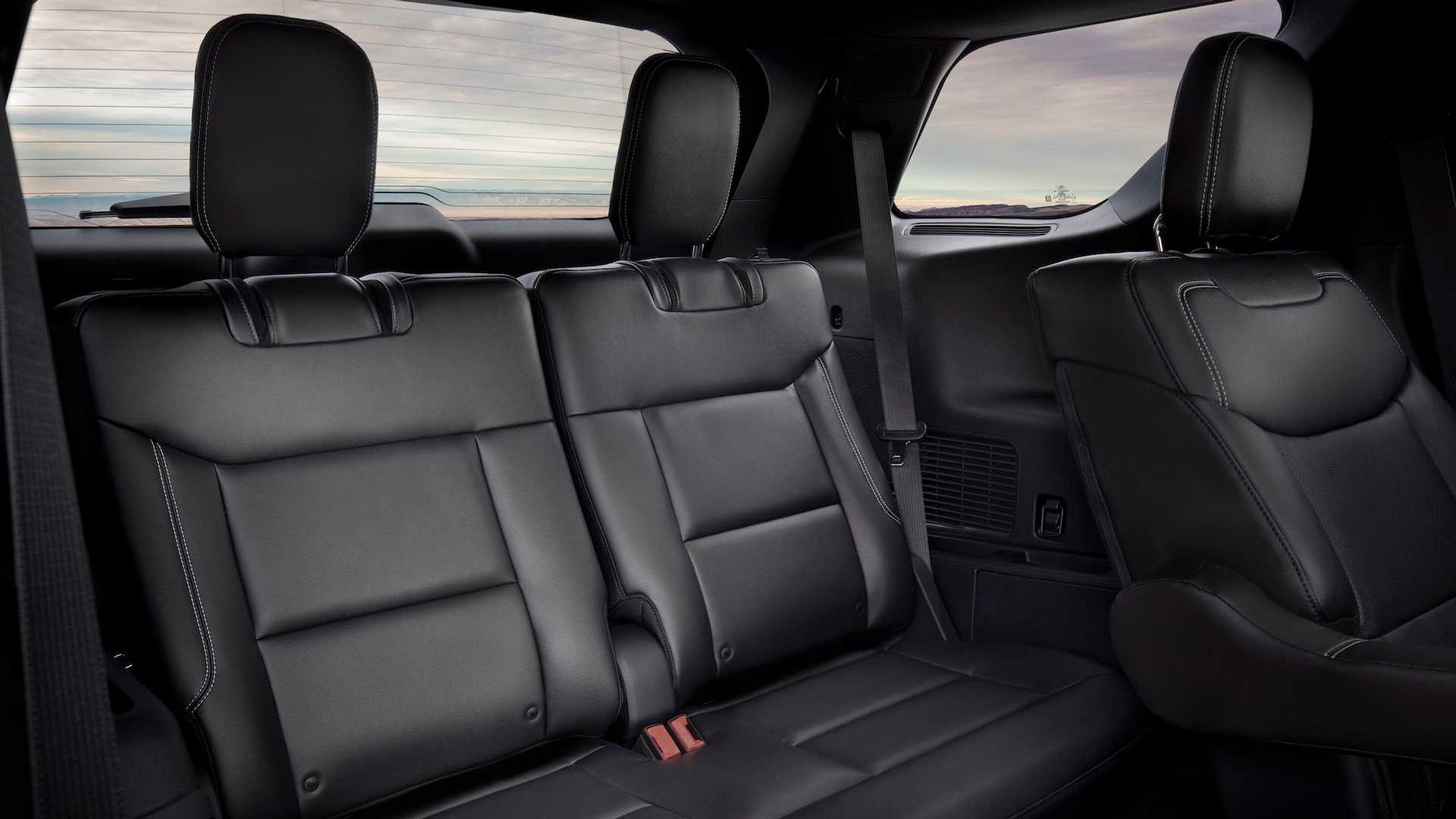 Hàng ghế thứ 3 của xe Ford Exlorer 2020 phiên bản Platinum