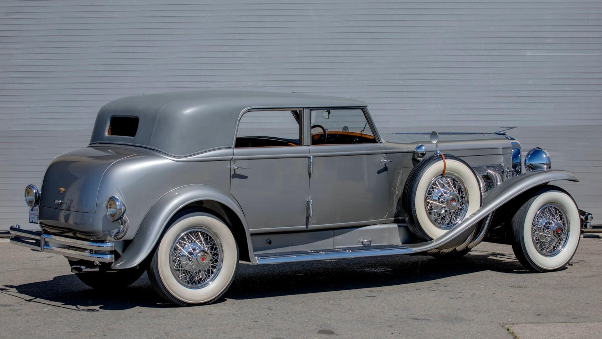 Thiết kế đuôi xe Duesenberg Model J 