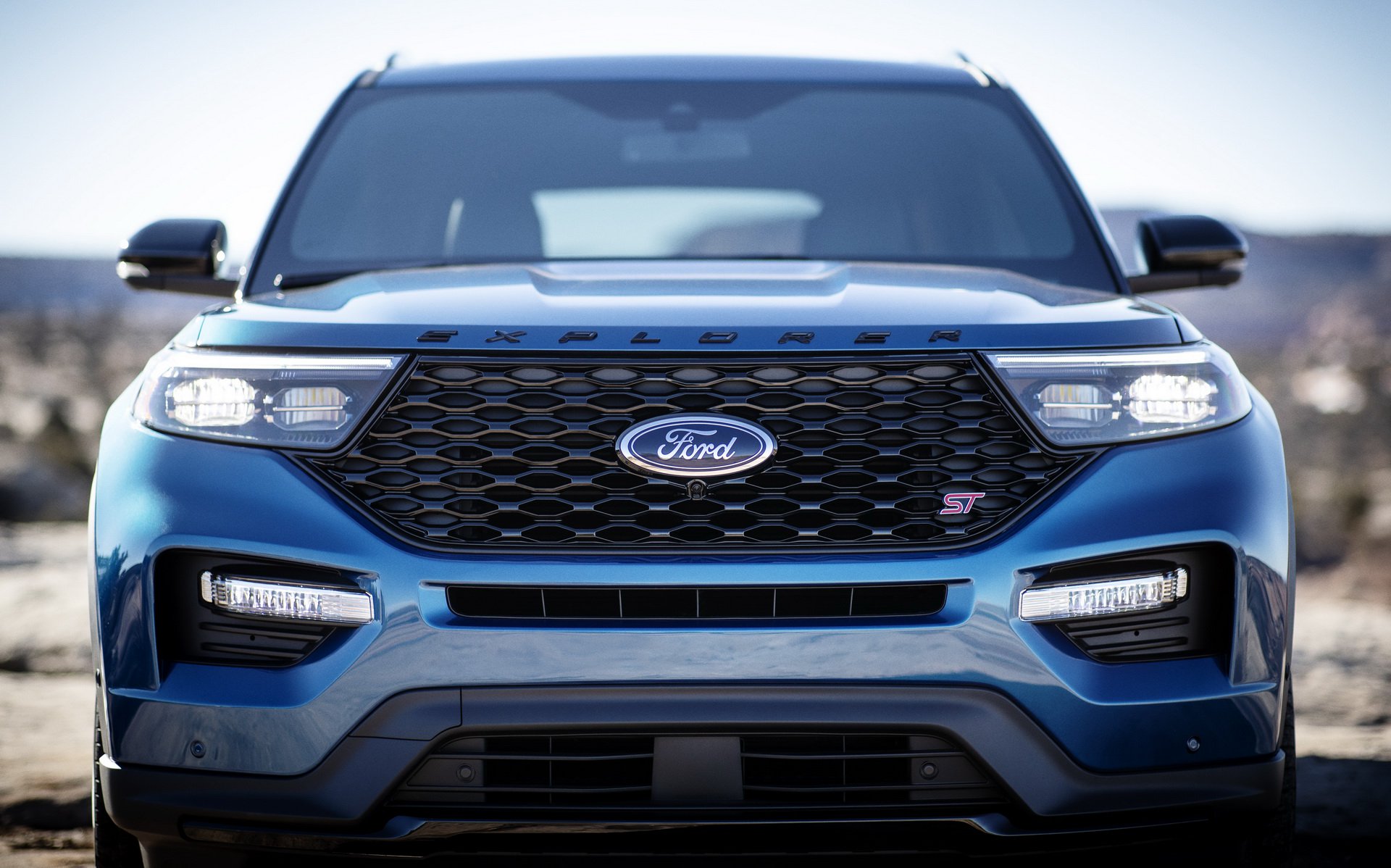 Thiết kế đầu Ford Explorer 2020 ST hầm hố và thể thao hơn
