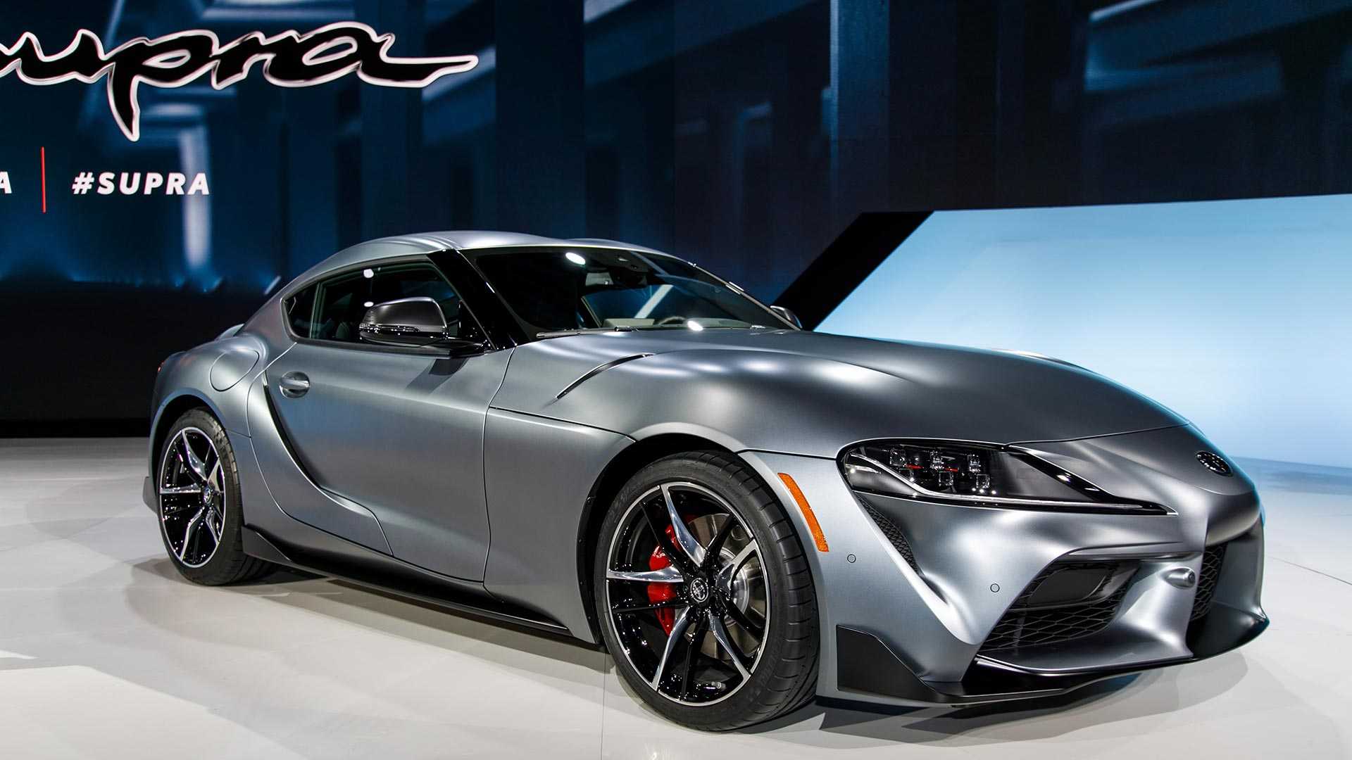Thiết kế của xe Toyota Supra 2020 góc cạnh và thể thao