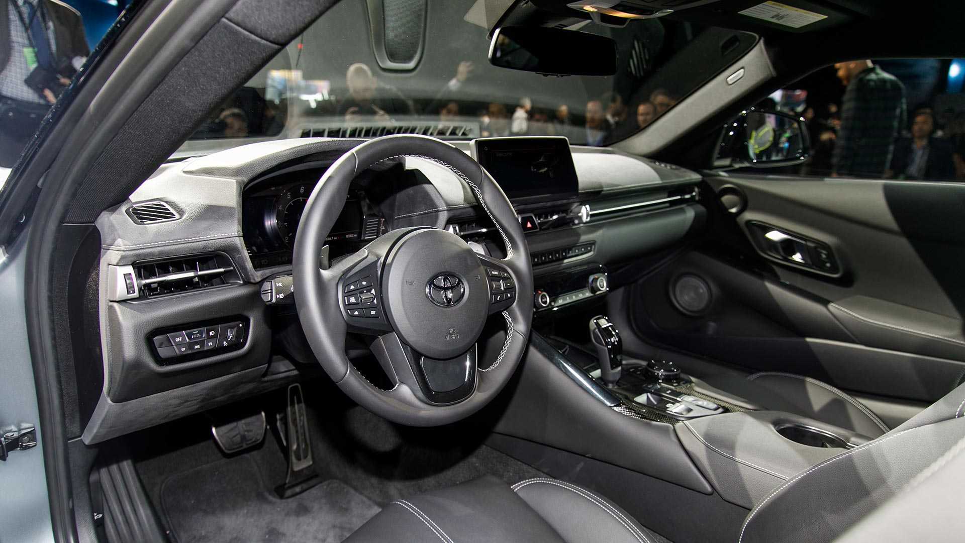 Thiết kế nội thất xe Toyota Supra