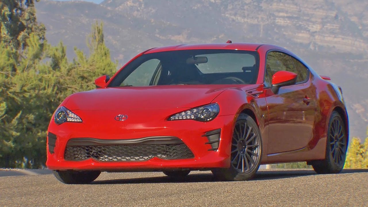 Toyota 86 là một trong những mẫu xe thể thao chia công nghệ với Subaru BRZ