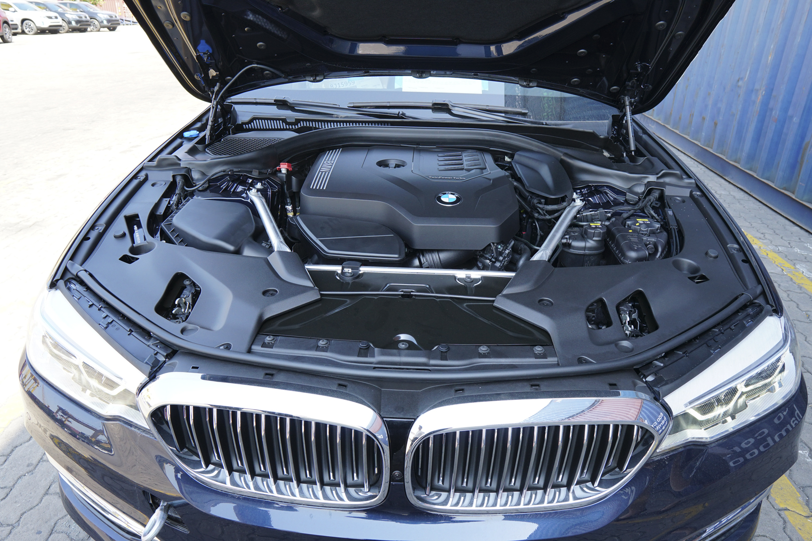 Thiết kế động cơ xe BMW Series 5 
