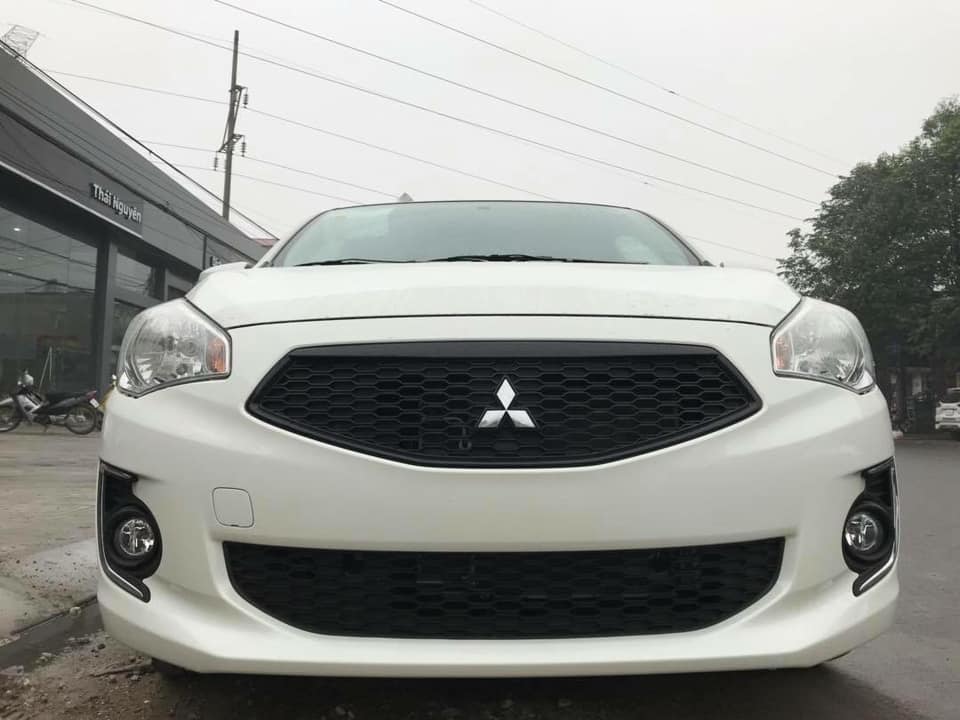 Thiết kế đầu xe Mitsubishi Attrage mới