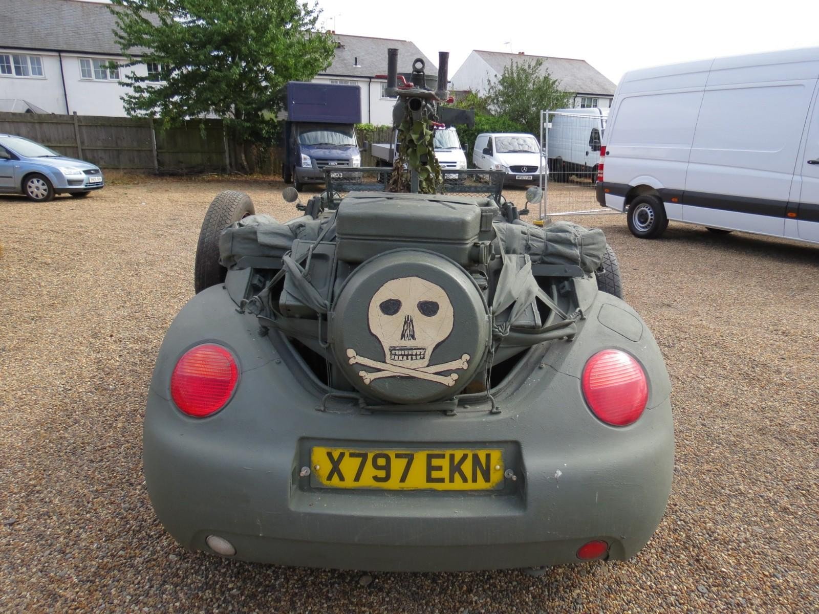 xe Volkswagen Beetle Cabrio