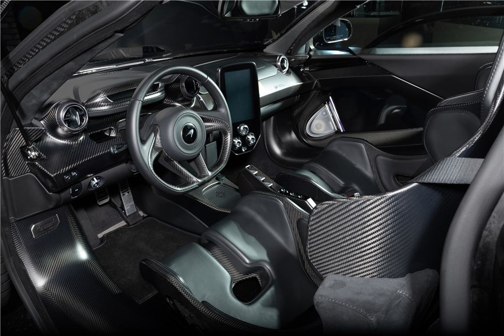 Thiết kế cabin xe McLaren Senna