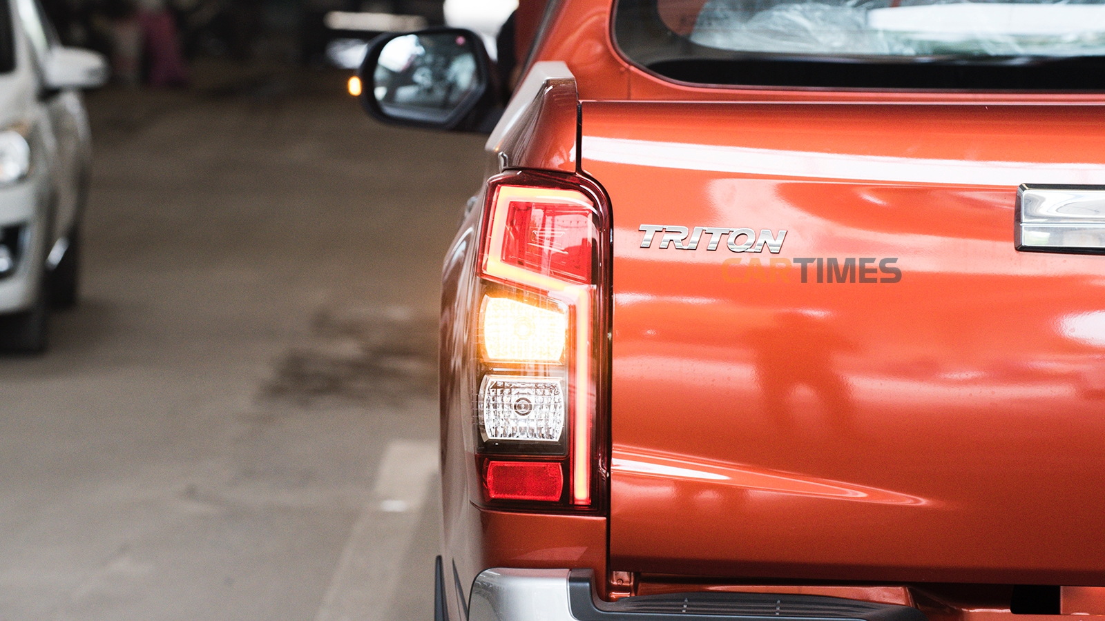 Đèn hậu xe Mitsubishi Triton dạng LED