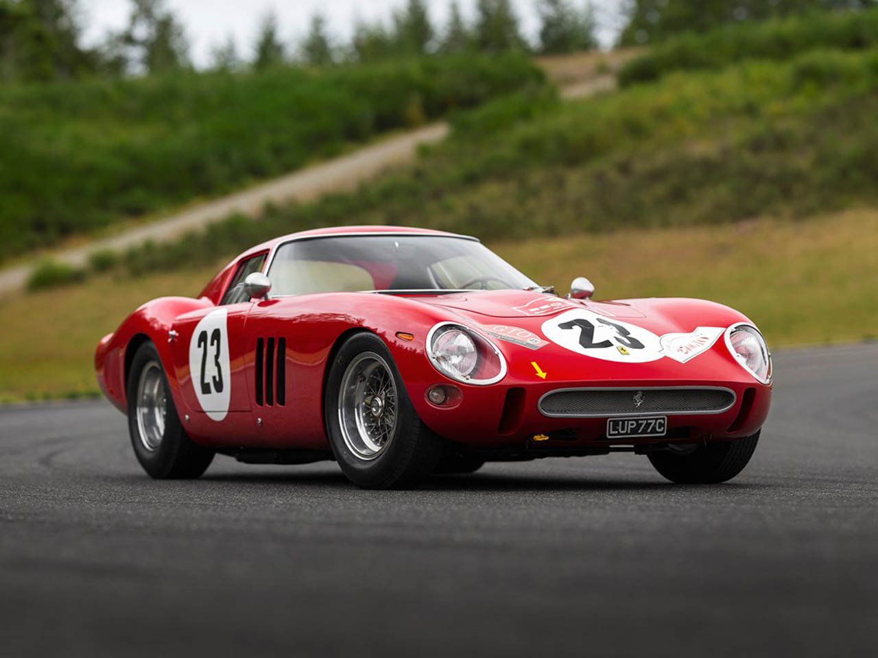 Ferrari 250 GTO 1962 là một chiếc xe được bán đấu giá cao nhất thế giới