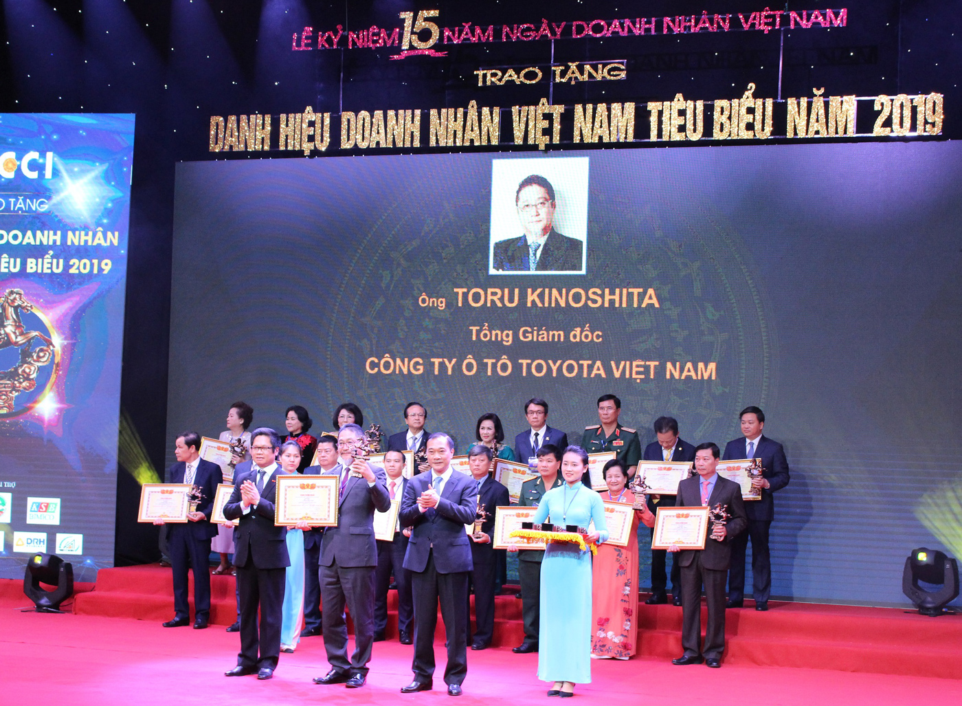 TGĐ TMV nhận giải Doanh nhân tiêu biểu 2019