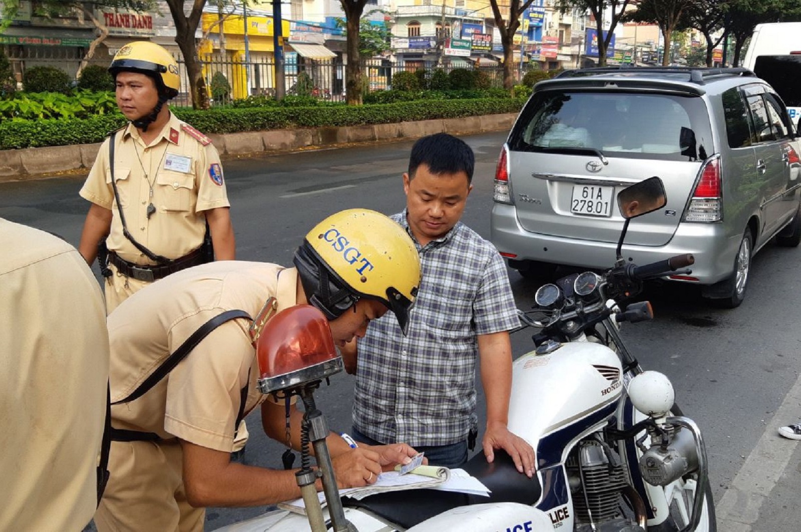 mất giấy phép lái xe