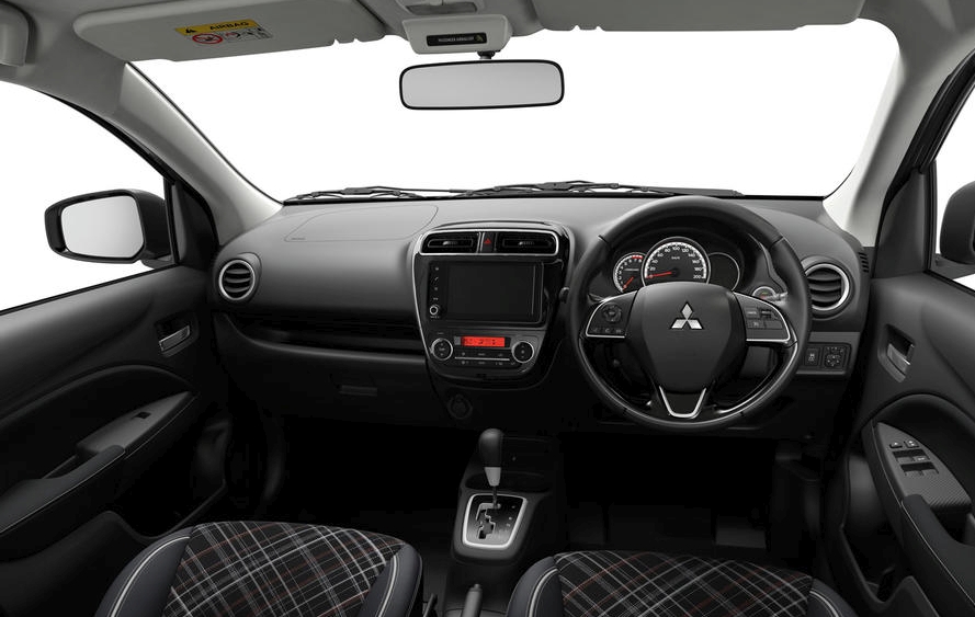 Cabin xe Mitsubishi Attrage phiên bản mới