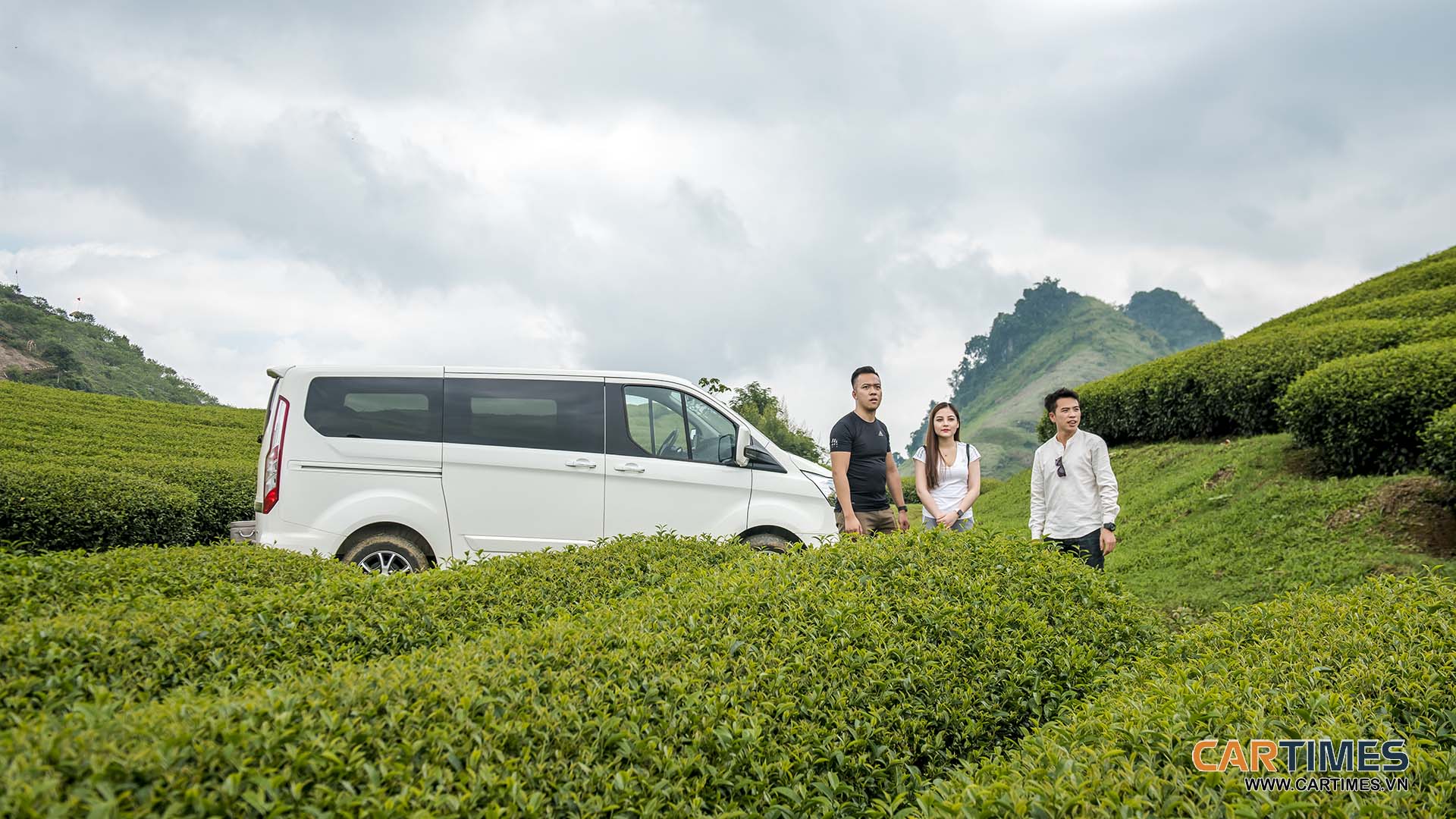 Ford Tourneo là sự kết hợp giữa sang trọng và tiện ích nhưng cực kỳ thực tế