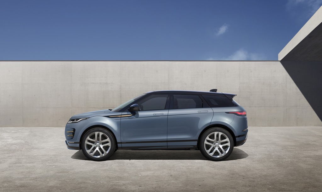 Range Rover Evoque giành giải chiếc SUV được phái đẹp yêu thích nhất