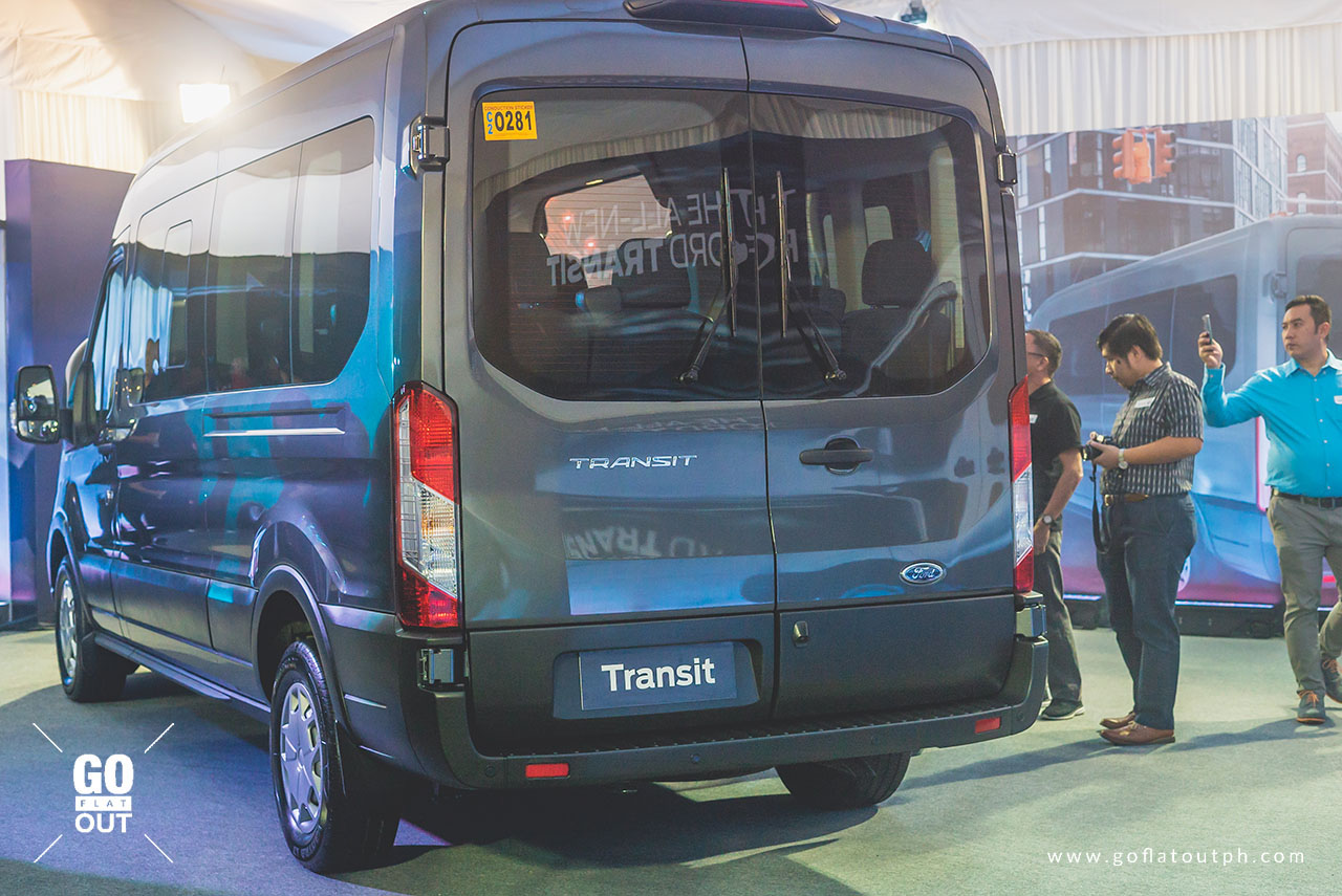 Ngoại thất xe Ford Transit 2020