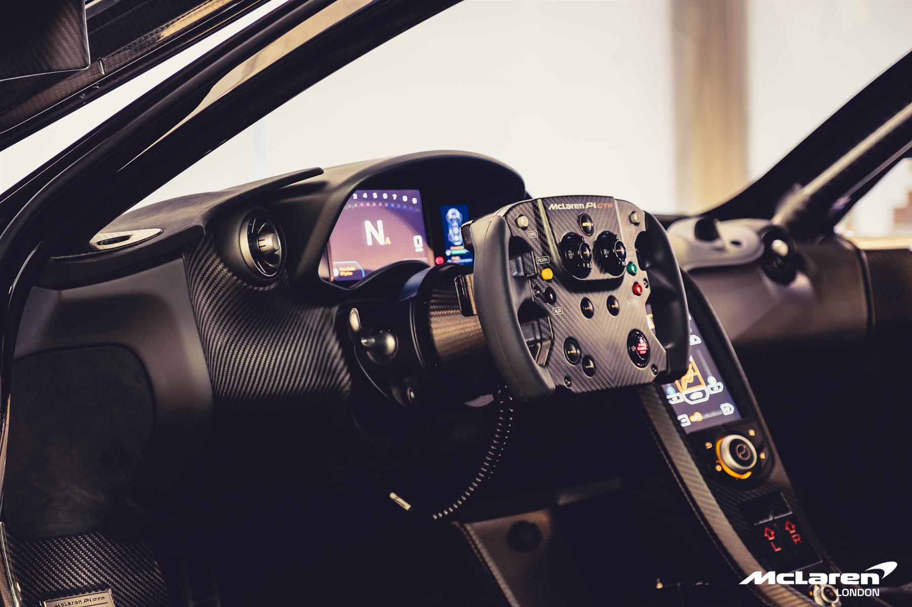 McLaren P1 GTR