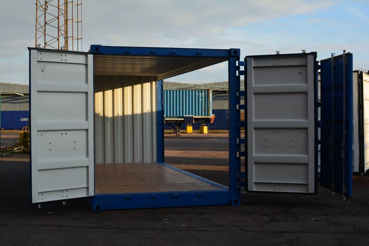 Đáy và mặt sàn container