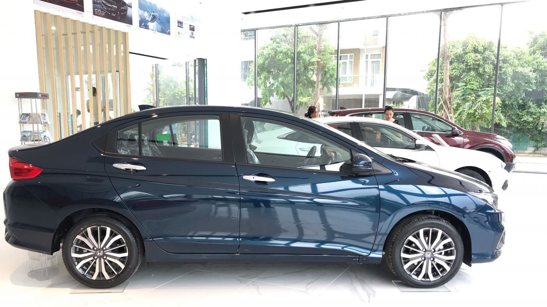 Doanh số xe ô tô của Honda tăng nhẹ